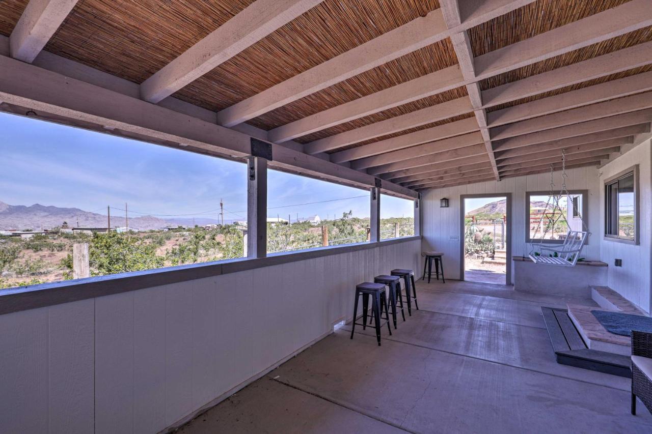 Rustic Bullhead City Retreat With Porch And Views エクステリア 写真